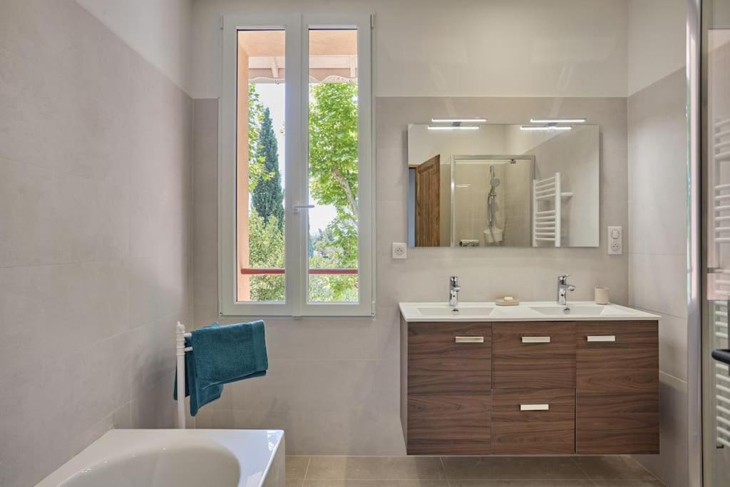 Villa Le Bastidon, Aix En Pce Proche Centre, Climatise, 4 *